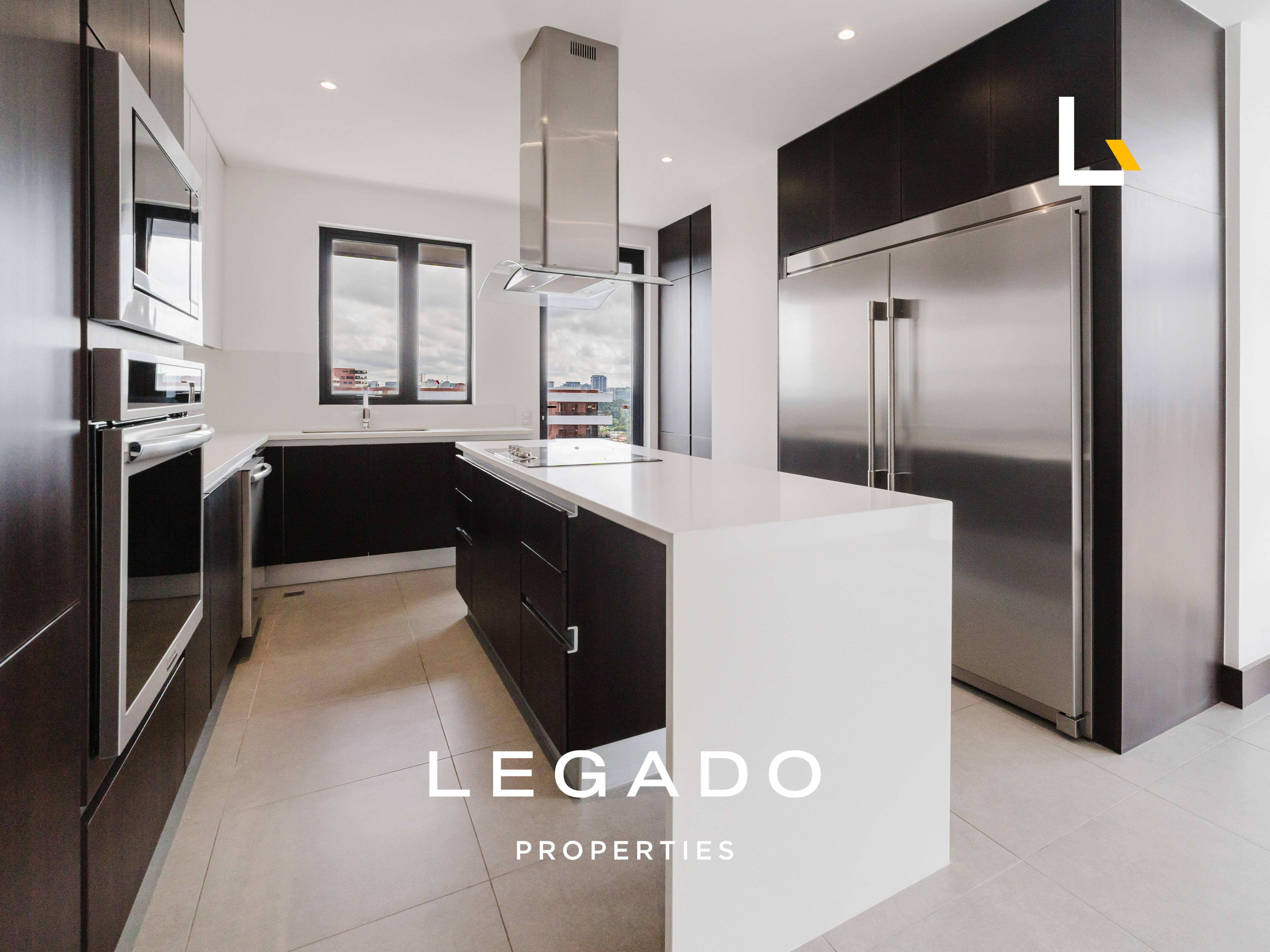 APARTAMENTO ZONA 14, EDIFICIO VISTANA 