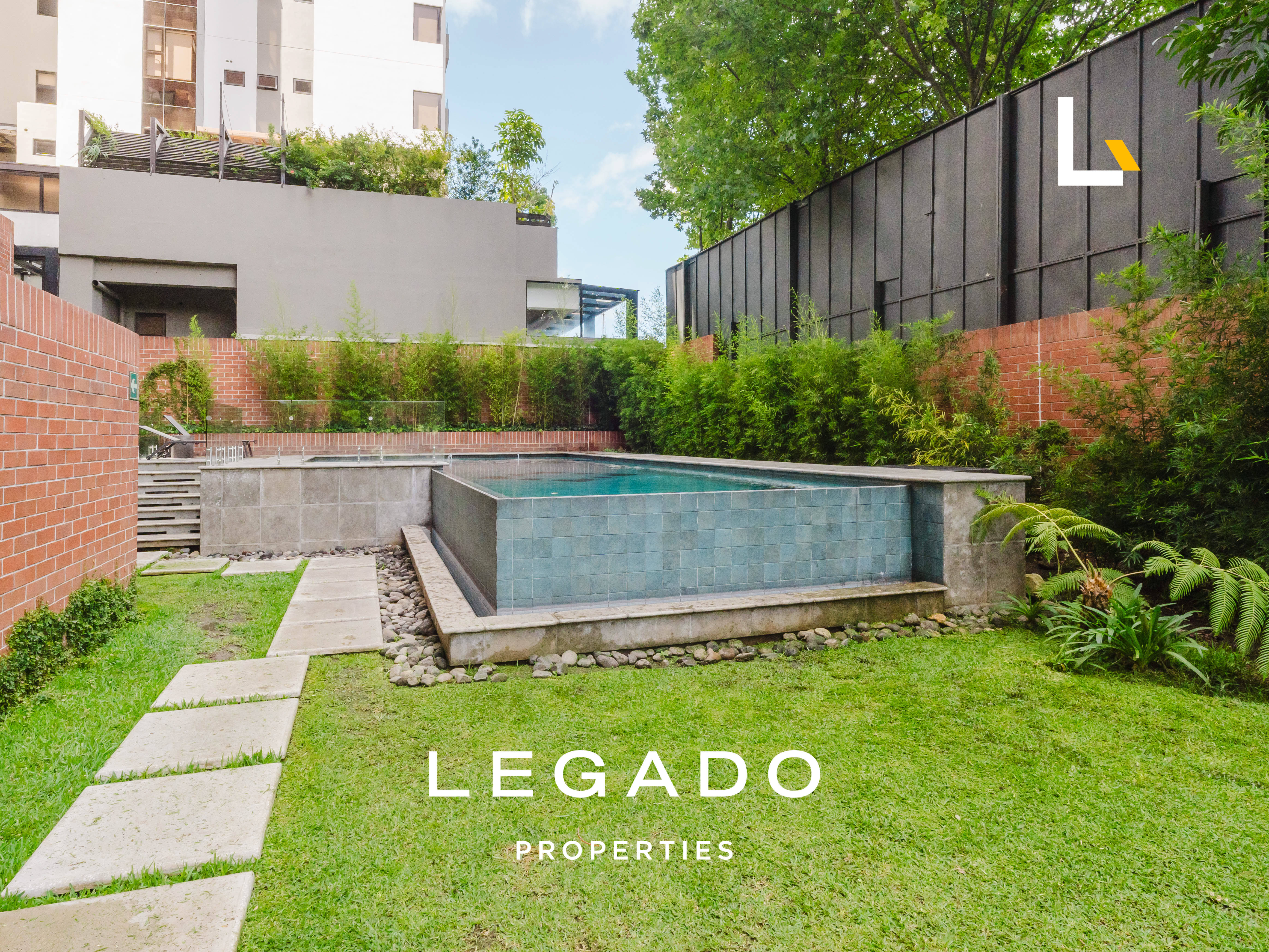 APARTAMENTO ZONA 14, EDIFICIO VISTANA 