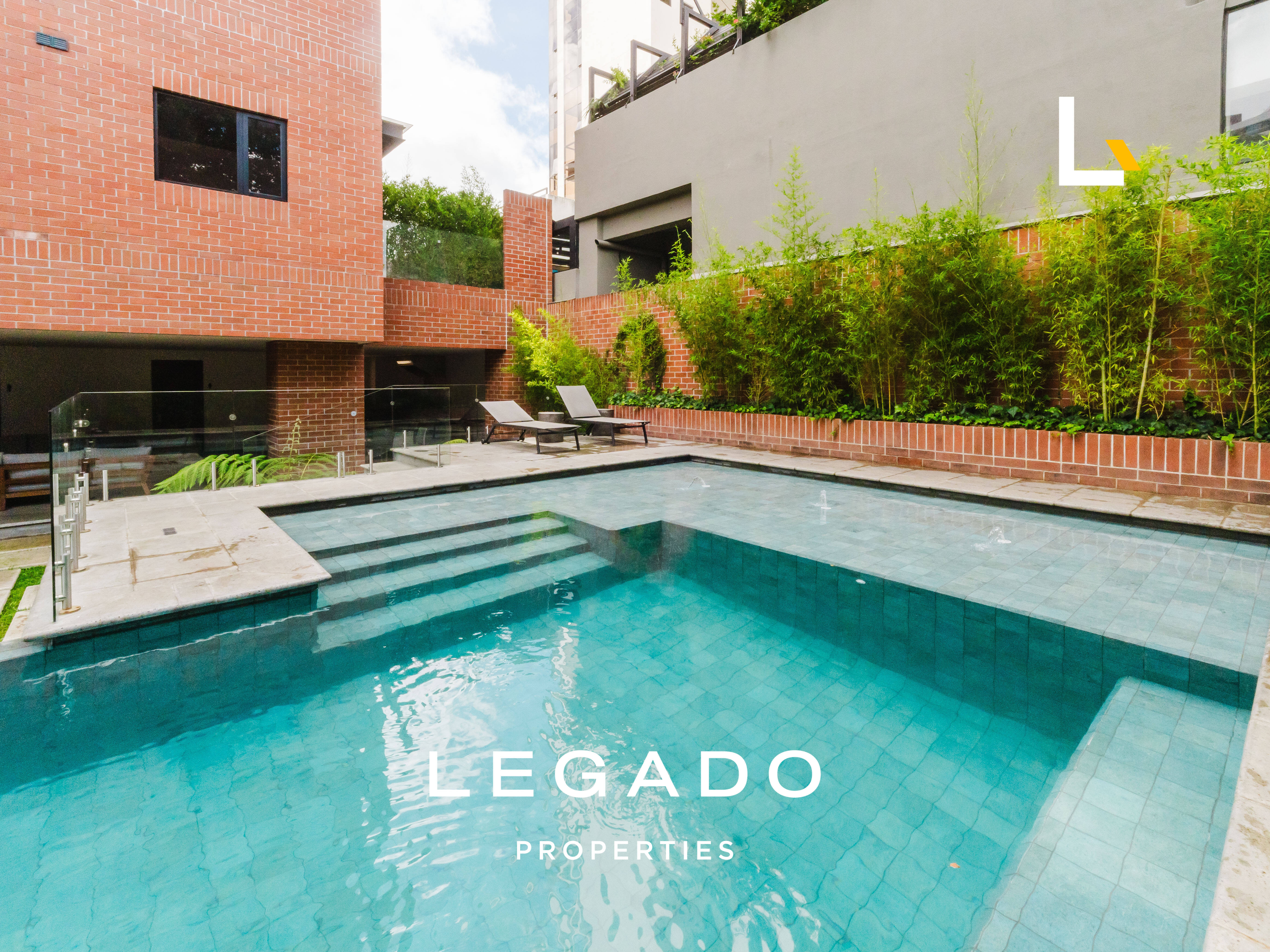 APARTAMENTO ZONA 14, EDIFICIO VISTANA 