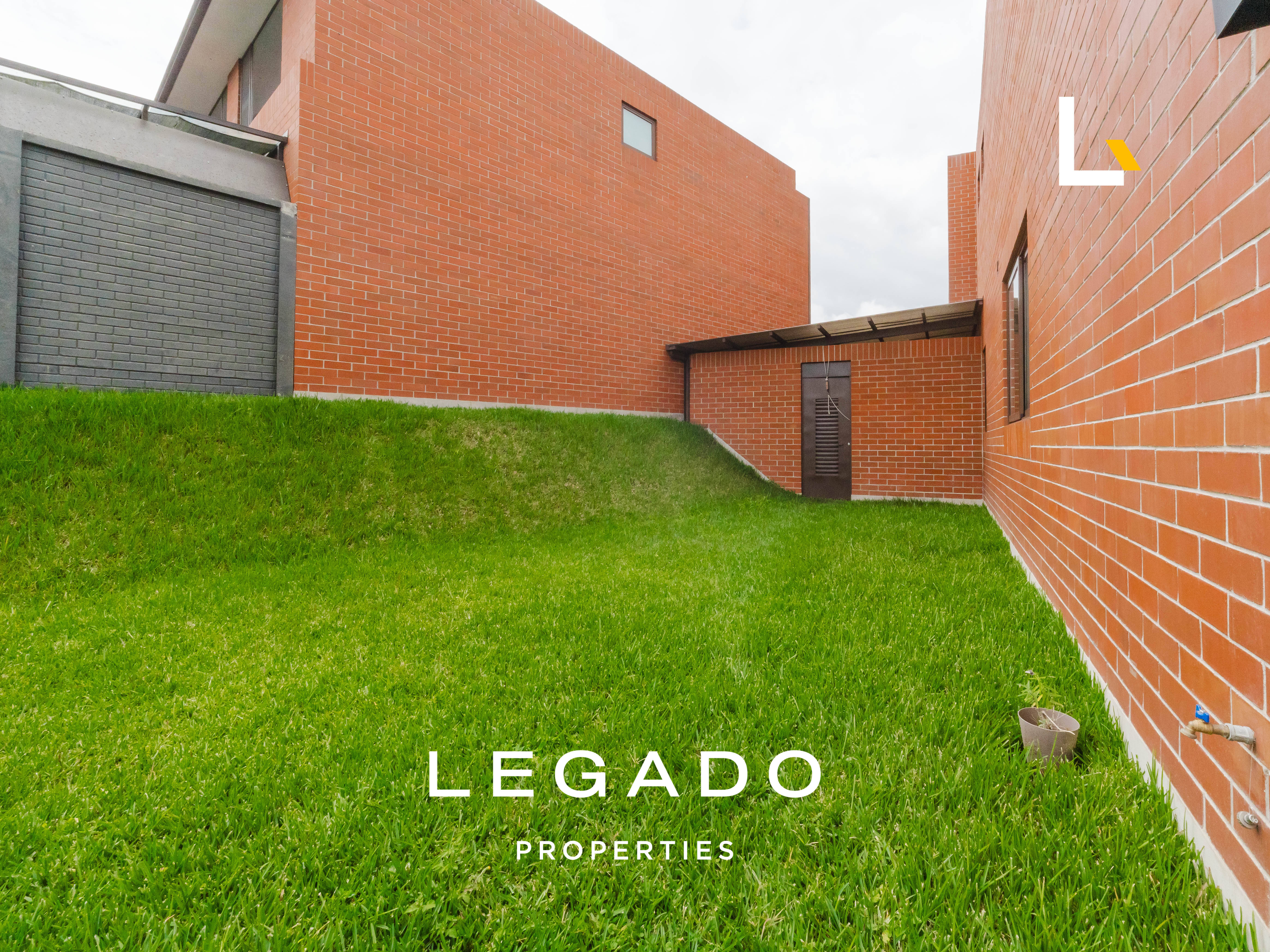 CASA RESIDENCIAS CONCEPCIÓN, CONDOMINIO BURANAS