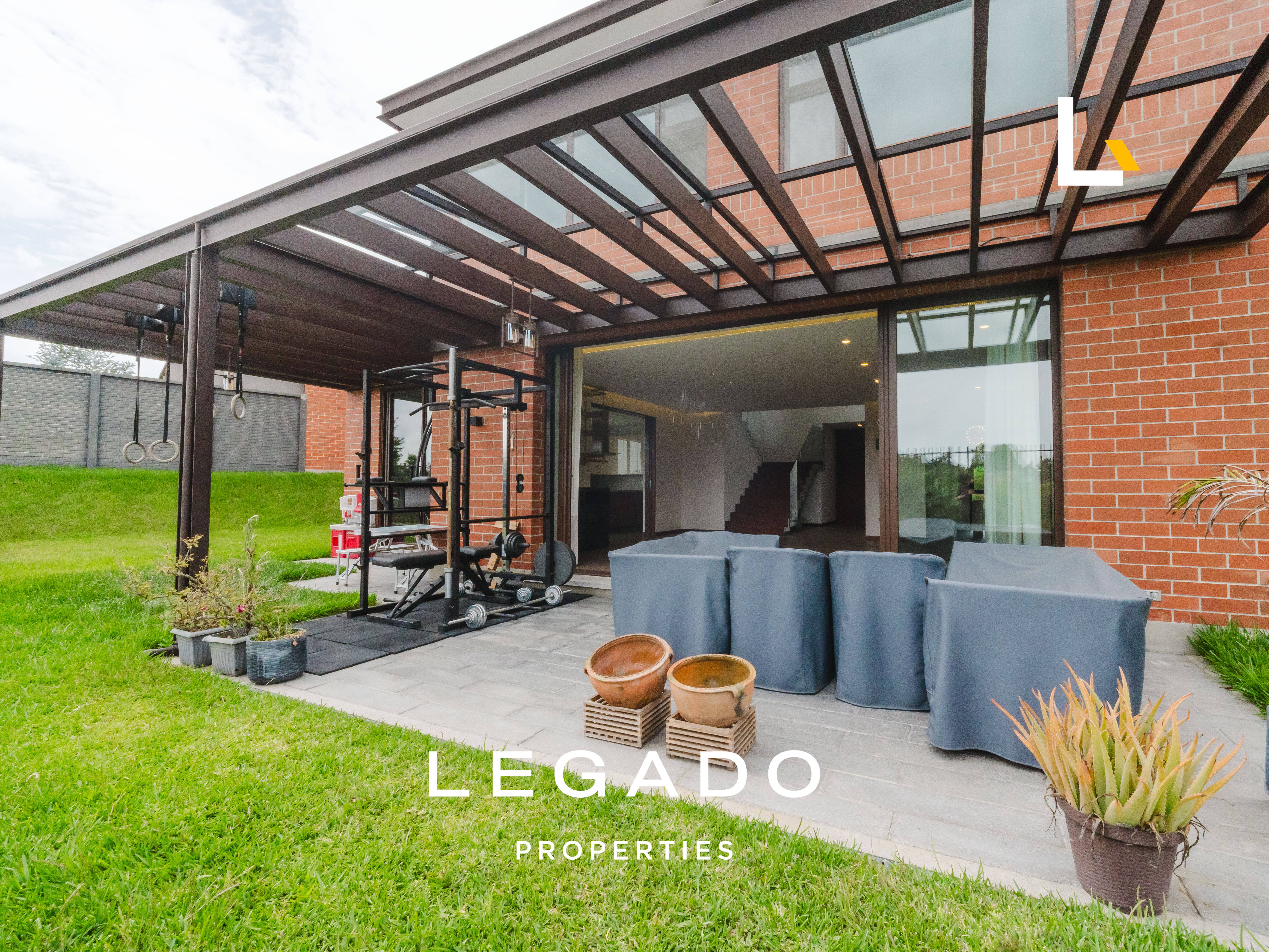 CASA RESIDENCIAS CONCEPCIÓN, CONDOMINIO BURANAS