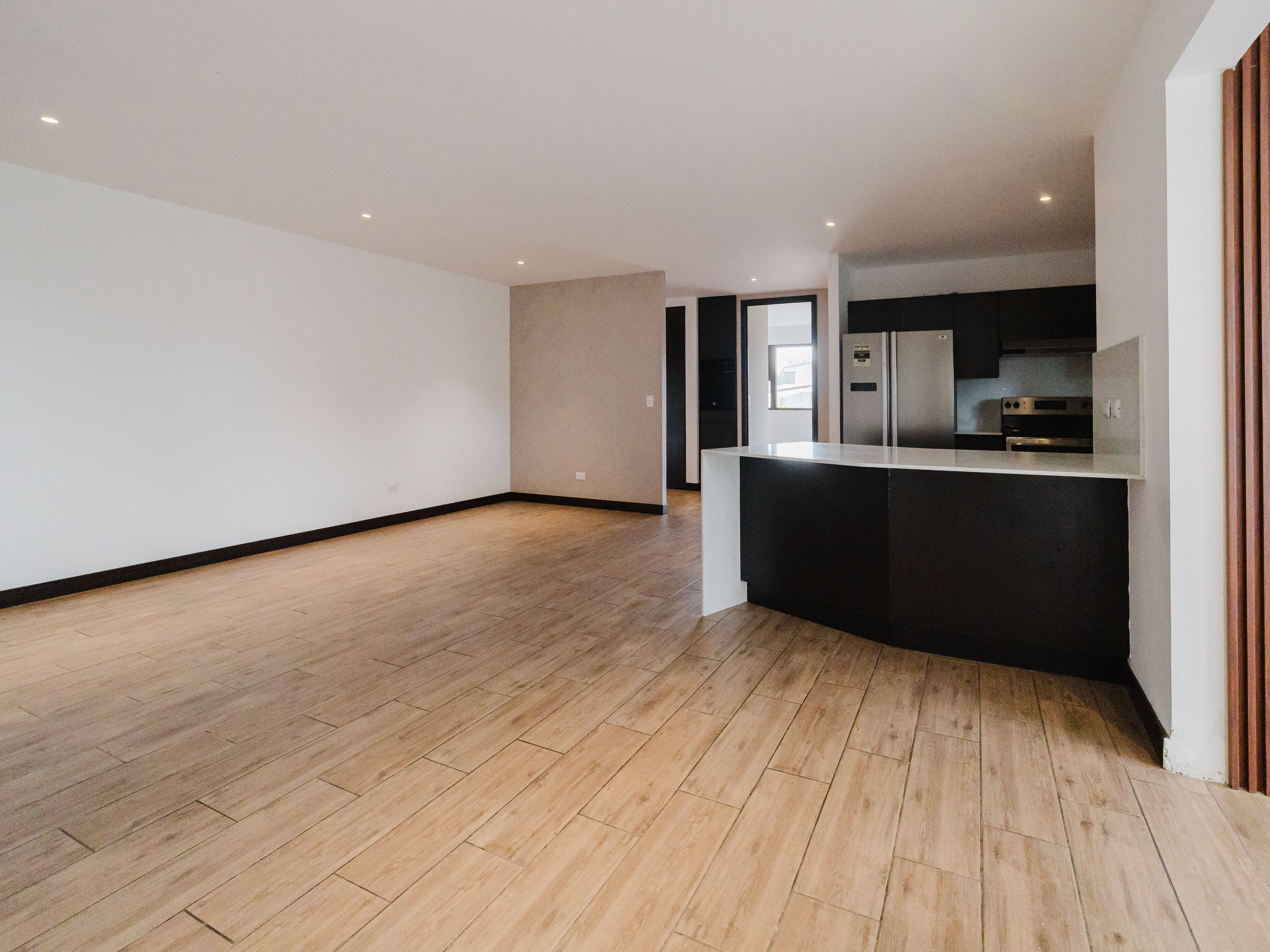 APARTAMENTO ZONA 10, EDIFICIO MÁRQUEZ DE OAKLAND