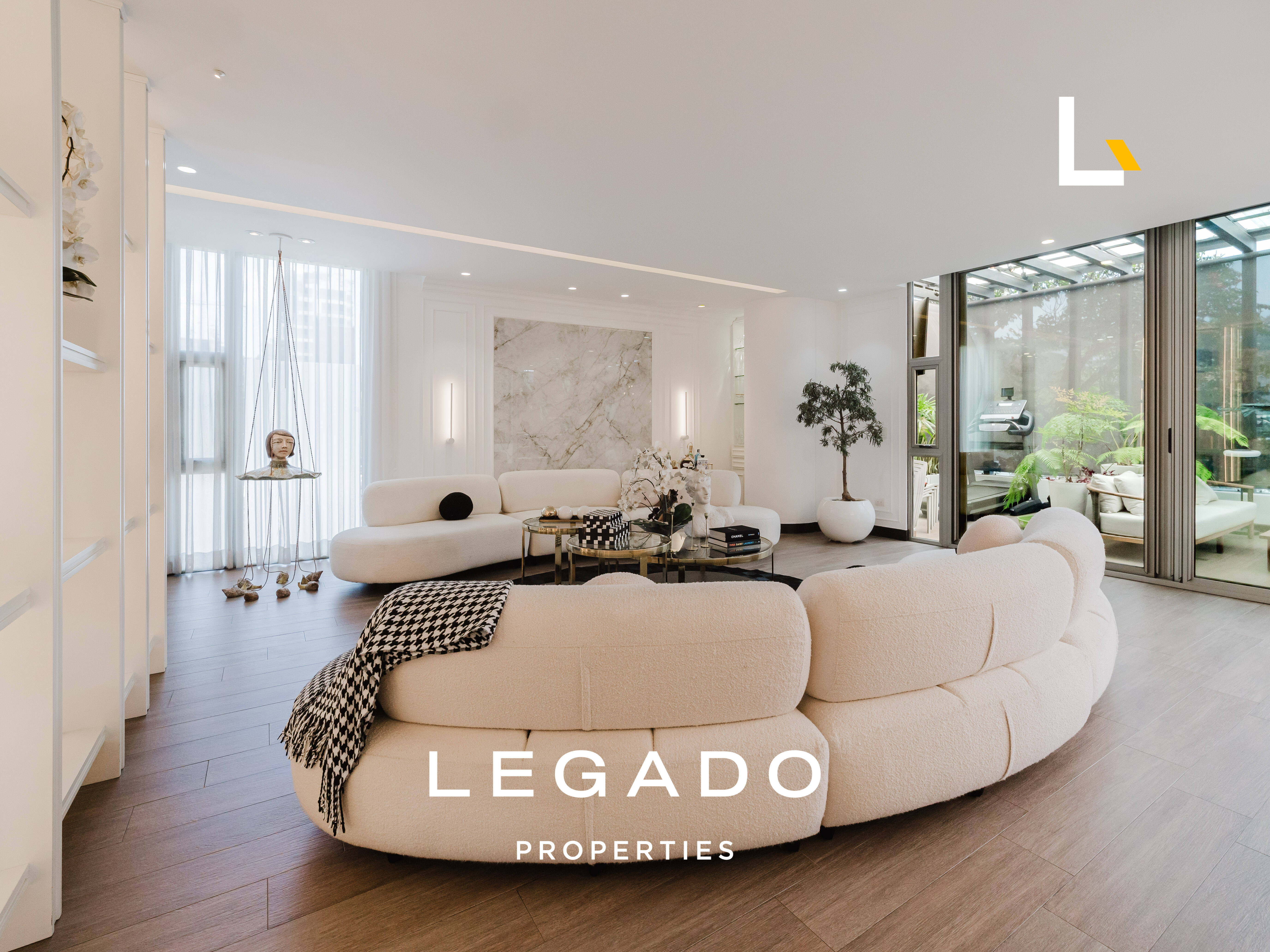 APARTAMENTO ZONA 15, EDIFICIO CAPRESSE