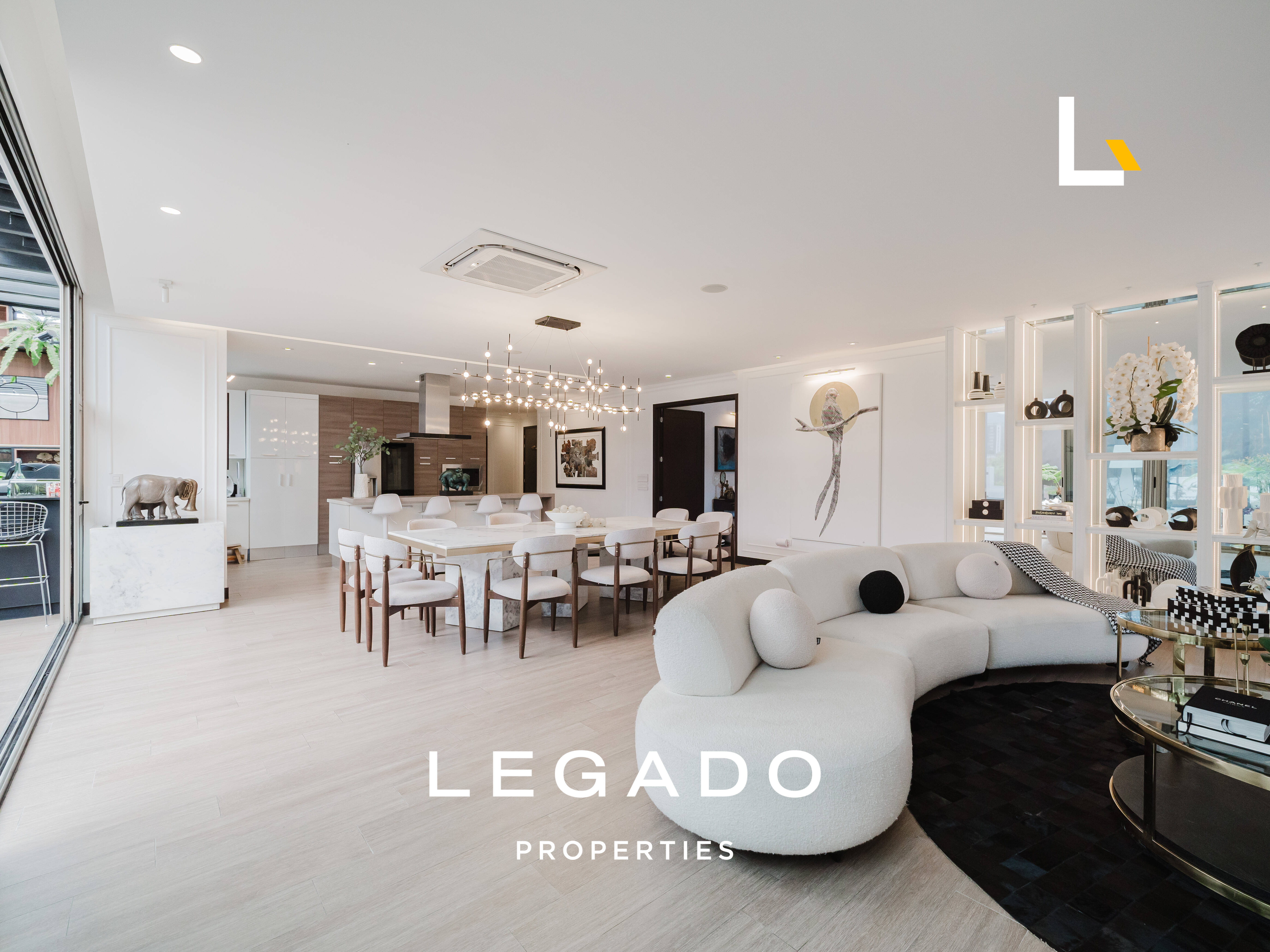 APARTAMENTO ZONA 15, EDIFICIO CAPRESSE