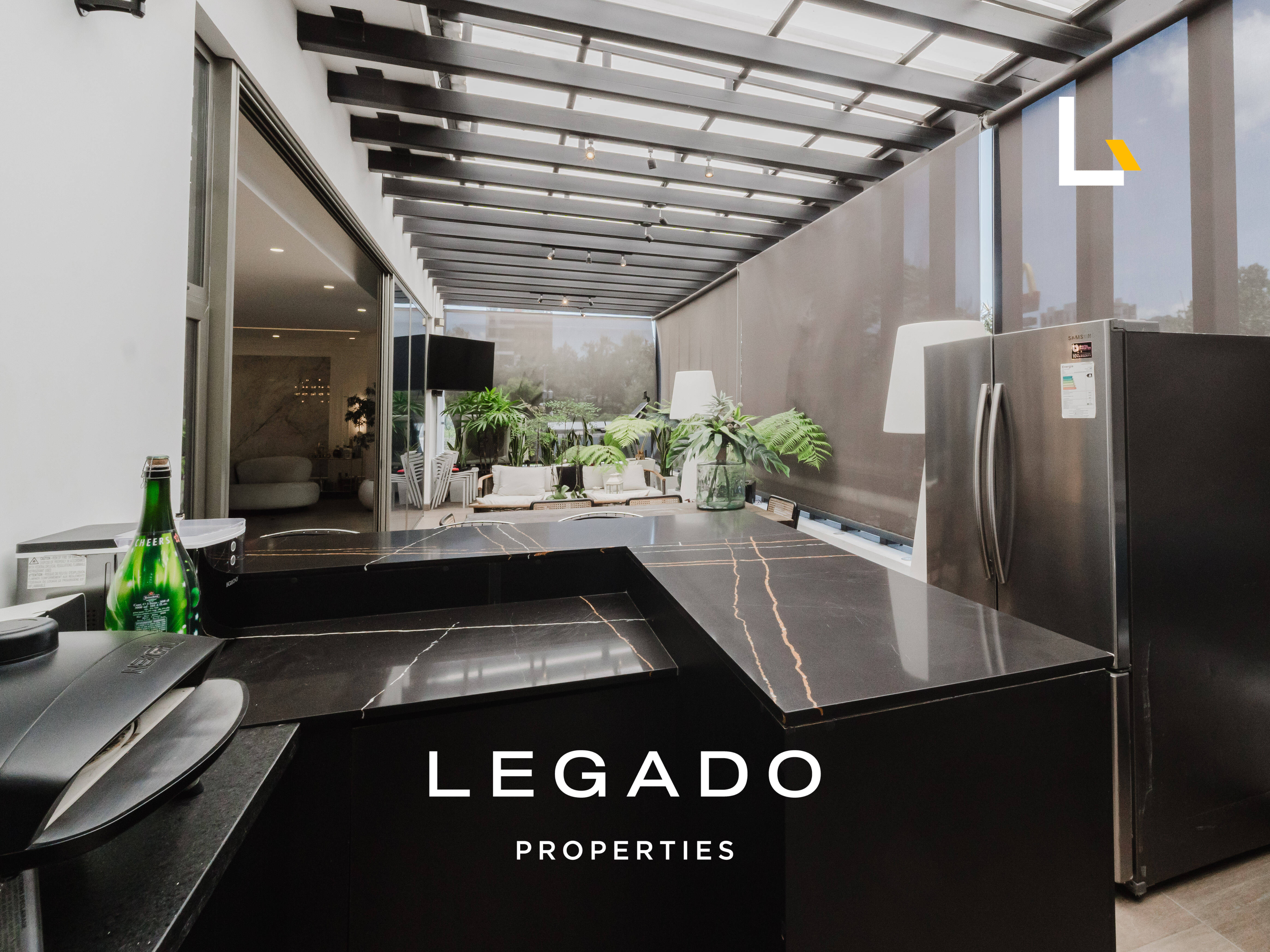 APARTAMENTO ZONA 15, EDIFICIO CAPRESSE