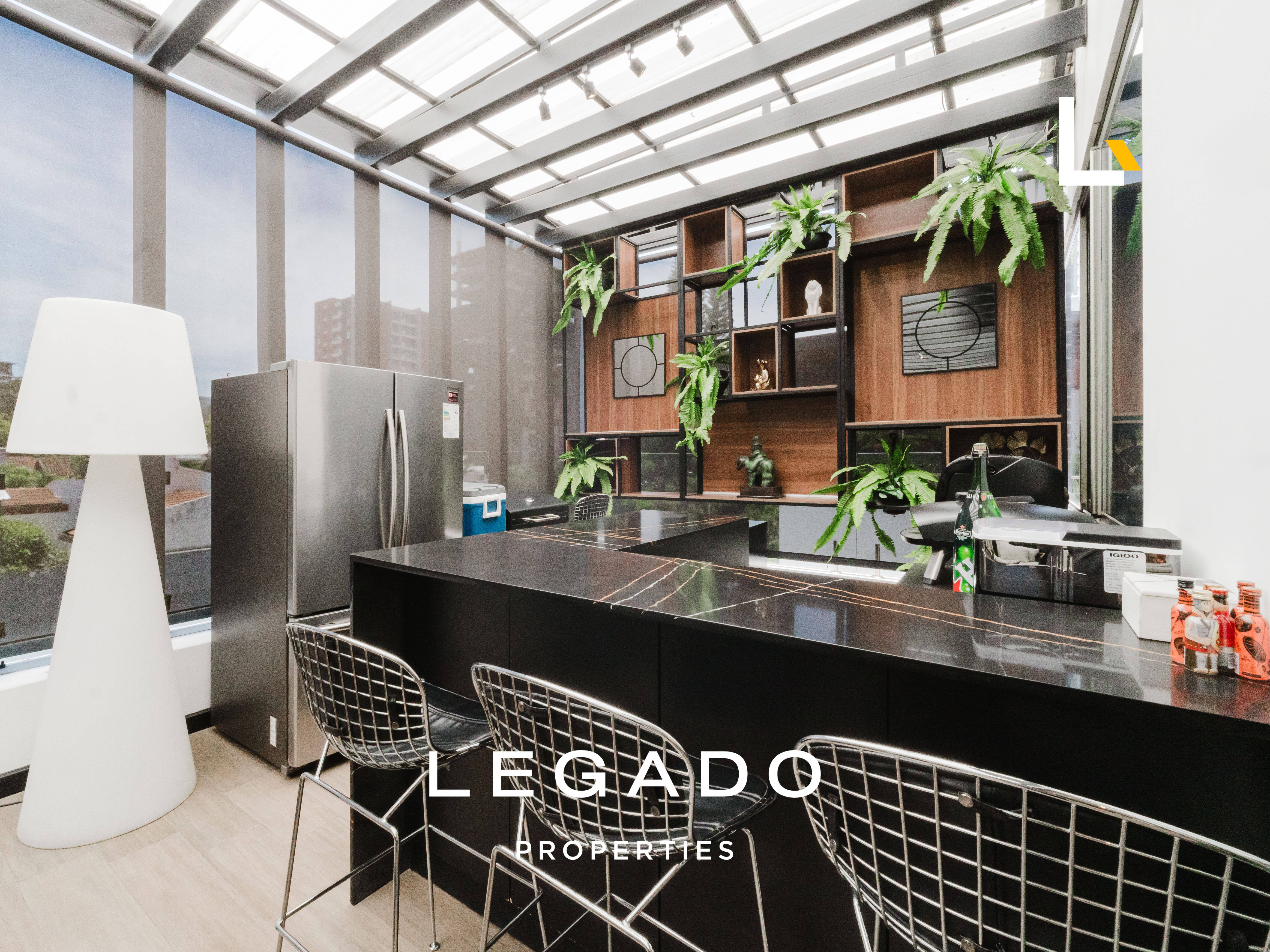 APARTAMENTO ZONA 15, EDIFICIO CAPRESSE