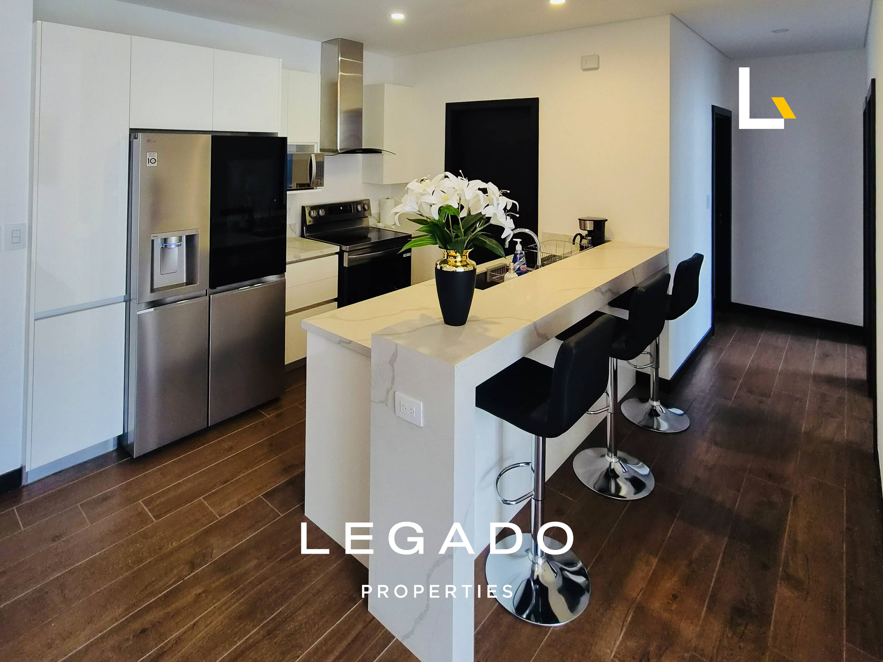 APARTAMENTO ZONA 16, EDIFICIO LIRIOS DE CAYALA