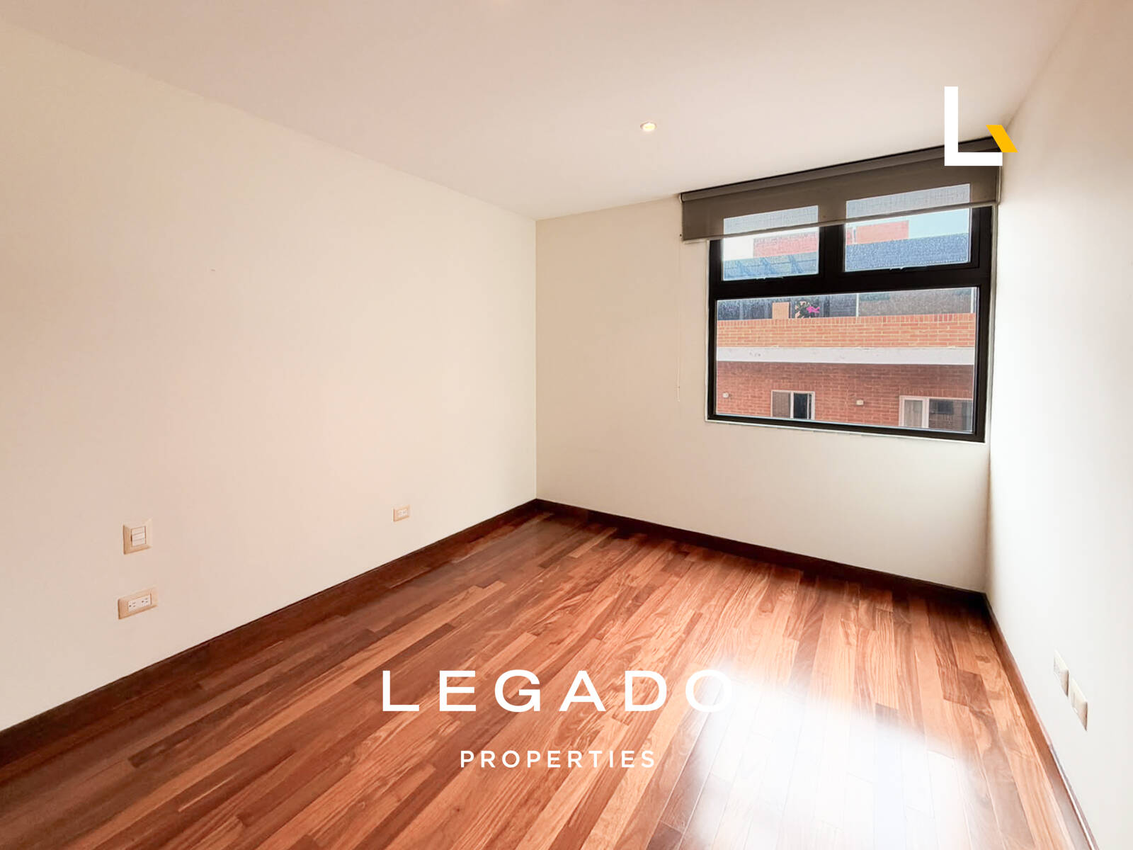 APARTAMENTO ZONA 10, EDIFICIO MIRAFIORI