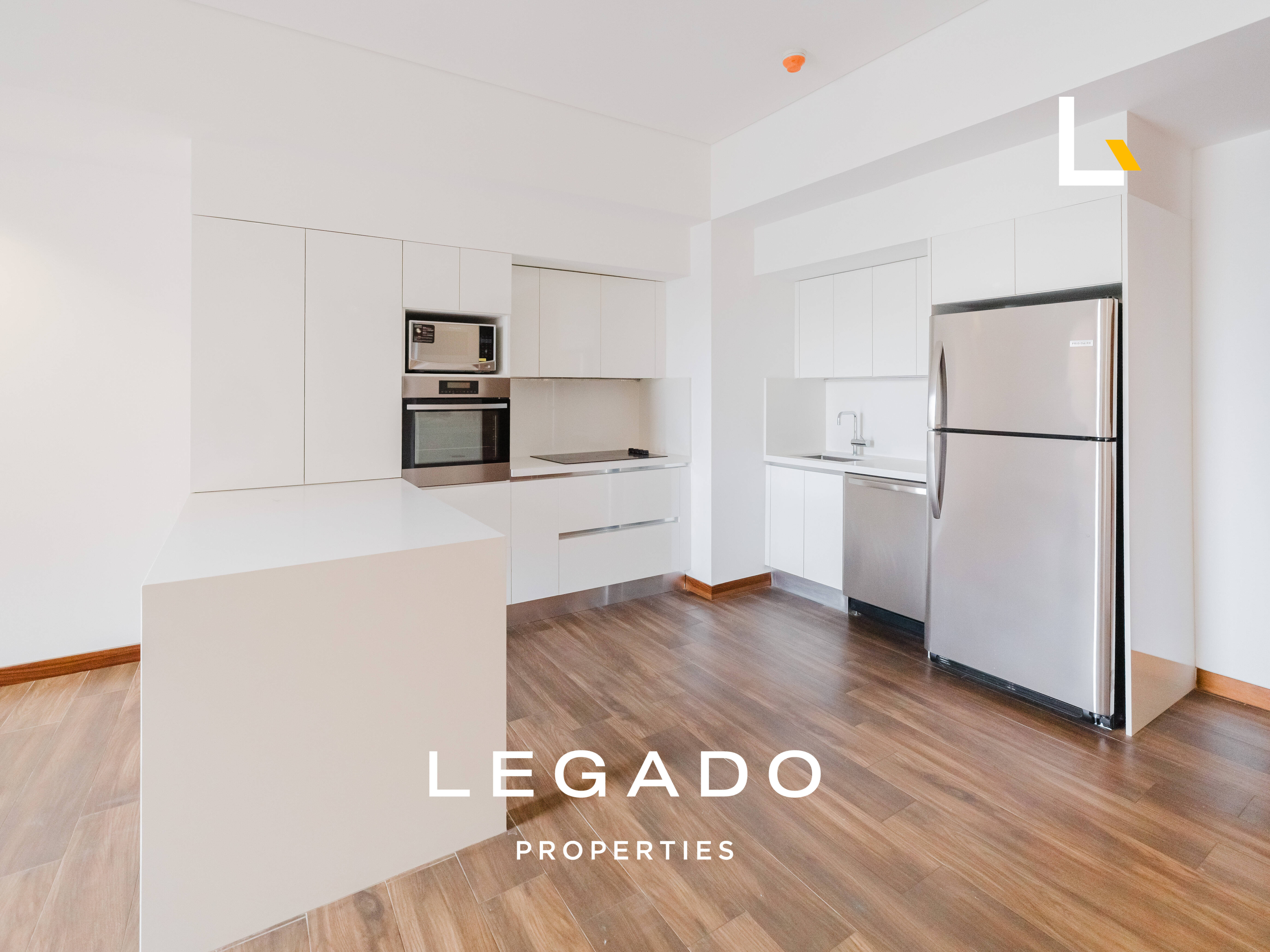 APARTAMENTO ZONA 10, EDIFICIO AVIA