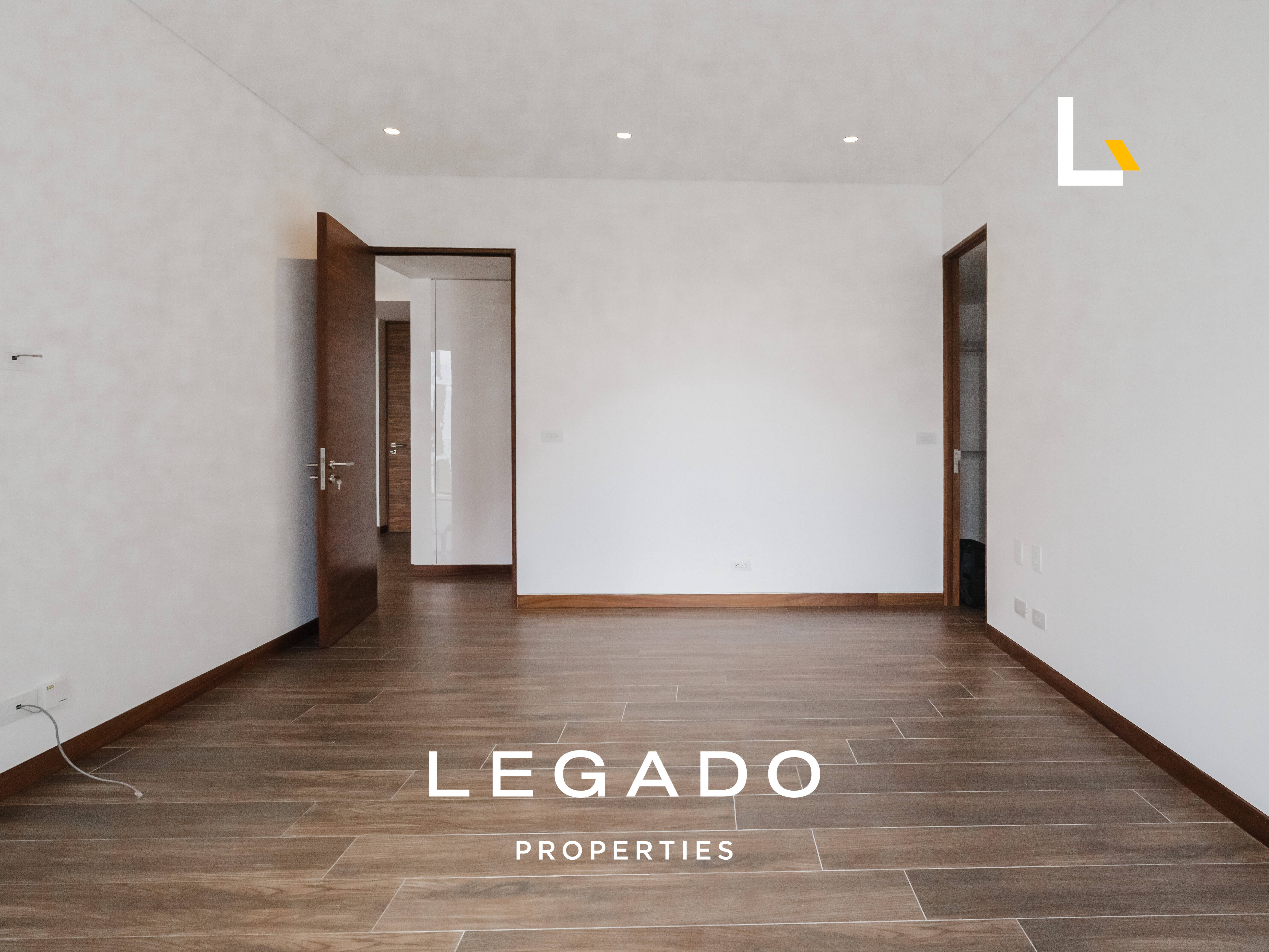 APARTAMENTO ZONA 10, EDIFICIO AVIA