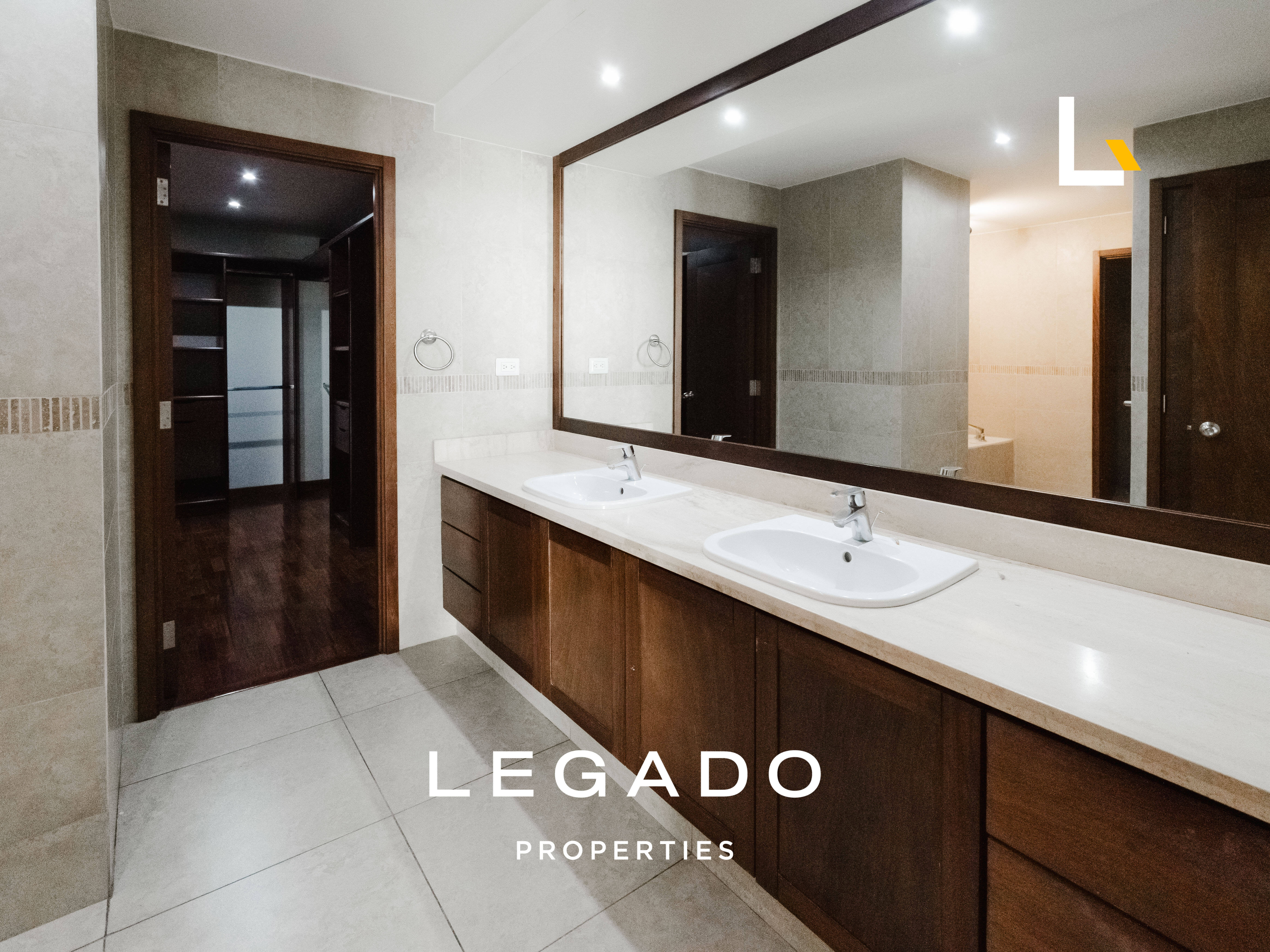 APARTAMENTO ZONA 14, EDIFICIO AKOYA