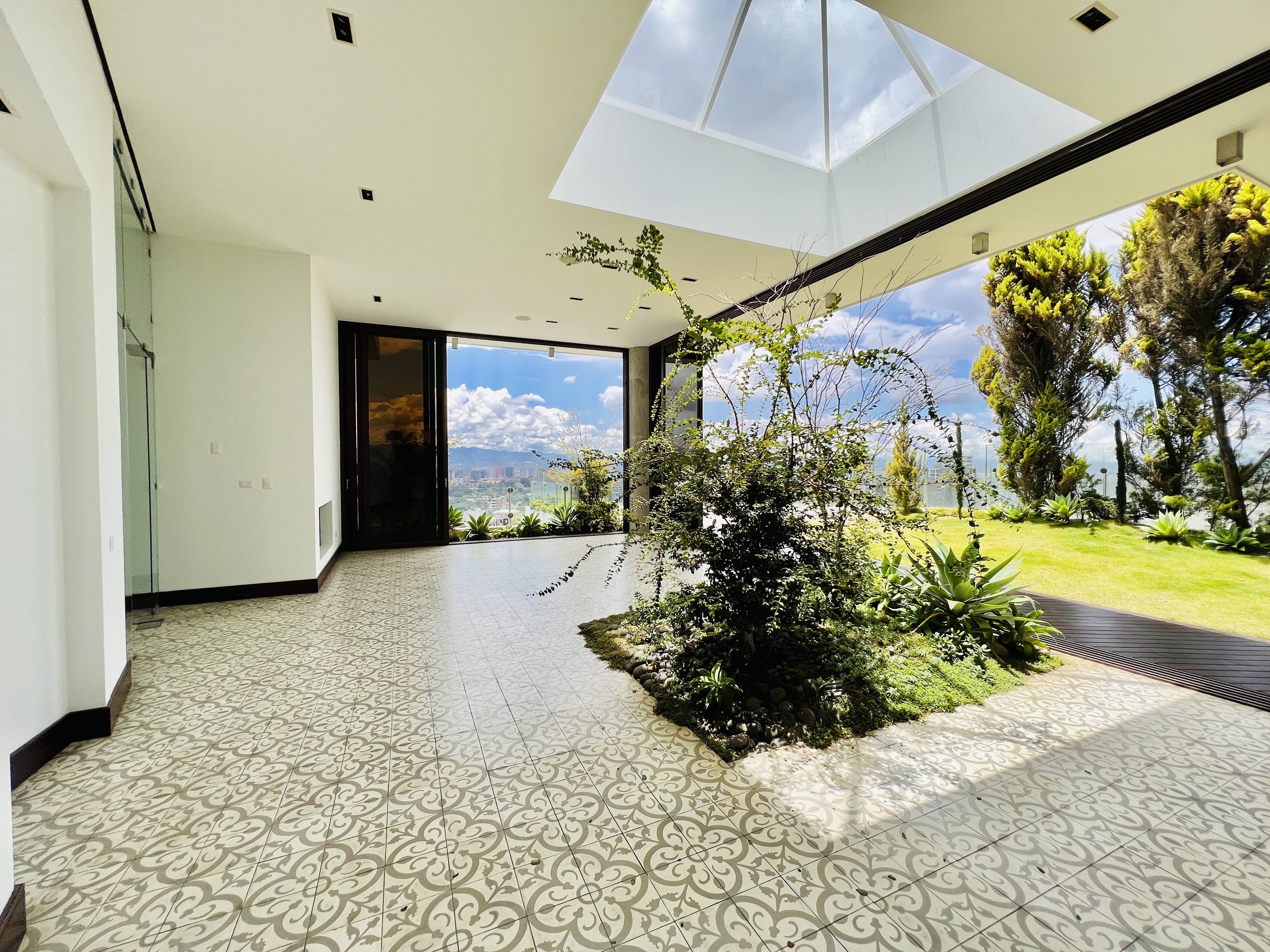 PENTHOUSE Z. 15, EDIF. LA HERRADURA, 