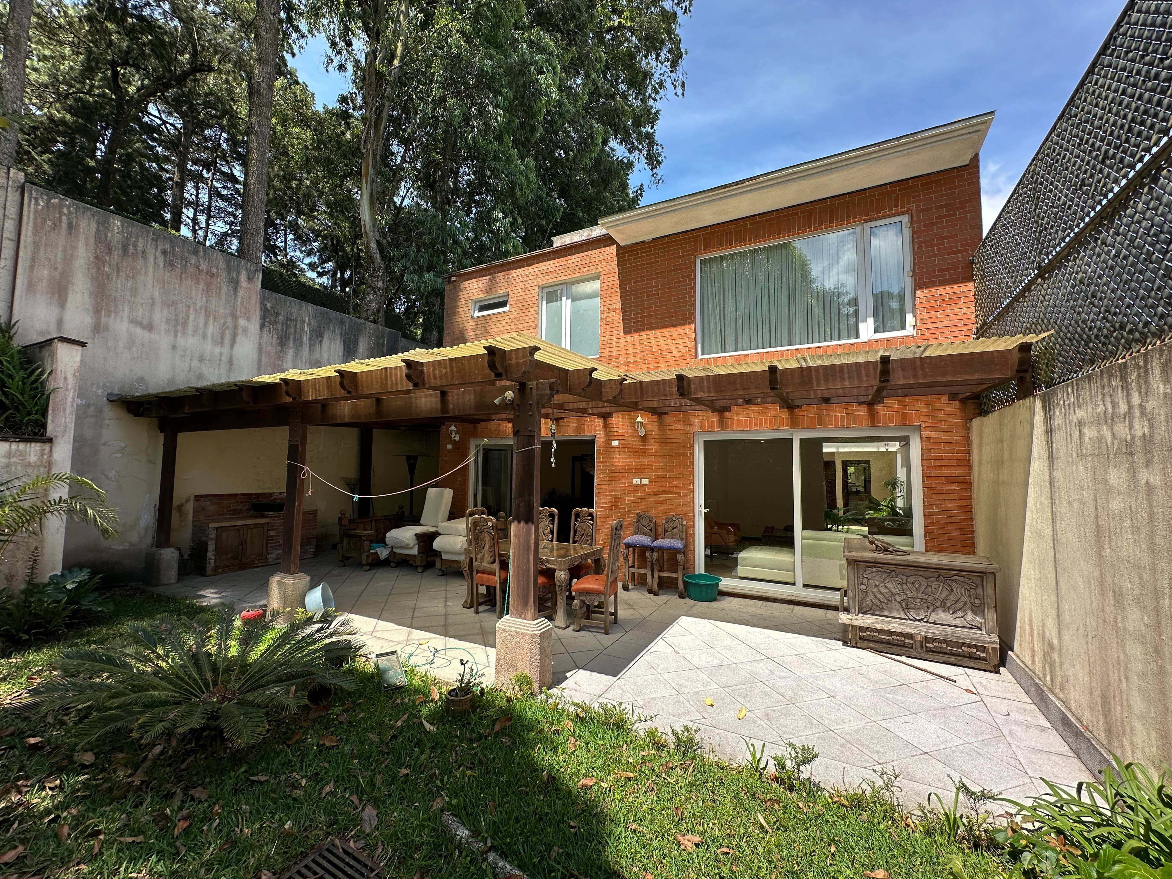 CASA, CAES, COND. SANTA ROSALÍA