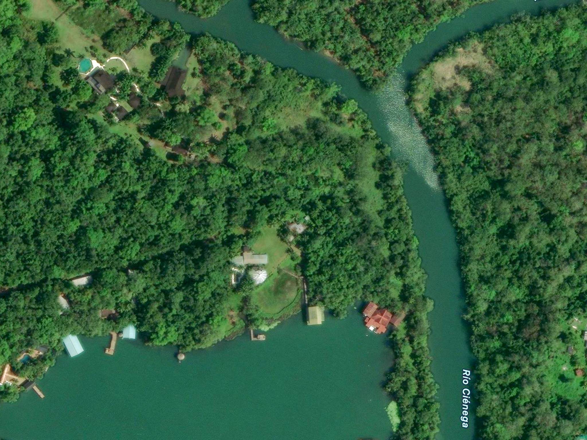 TERRENO, IZABAL RÍO DULCE