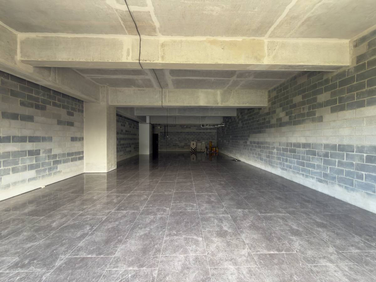 OFICINA ZONA 15, EDIFICIO SPAZIO