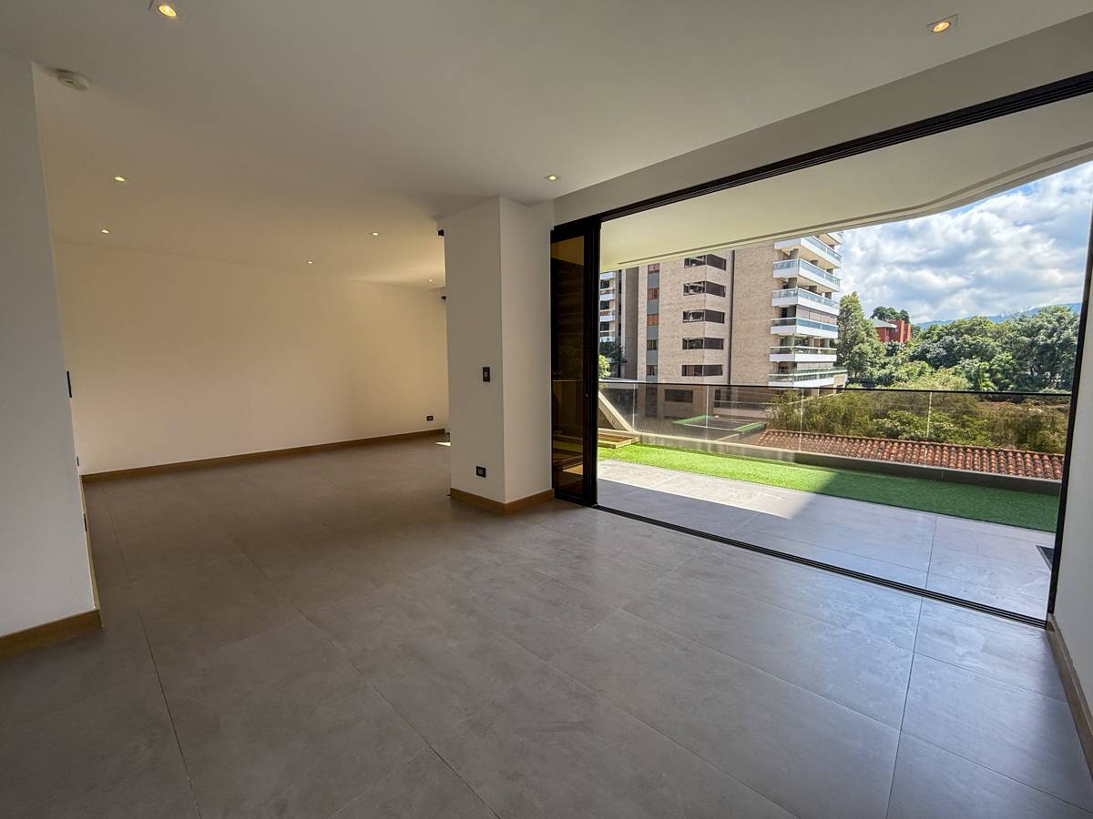 APARTAMENTO, ZONA 14 EDIFICIO VERTIC