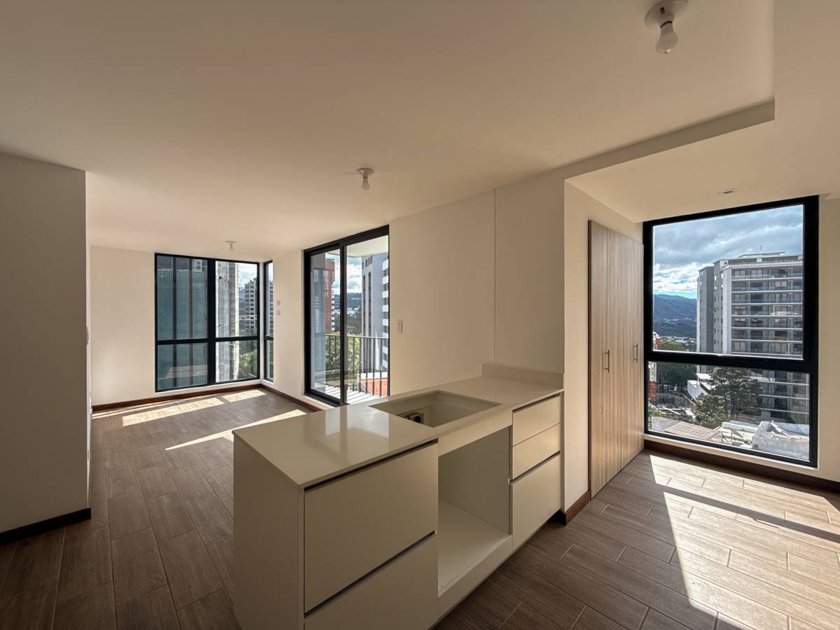 APARTAMENTO ZONA 13, EDIFICIO TORRE MILEA