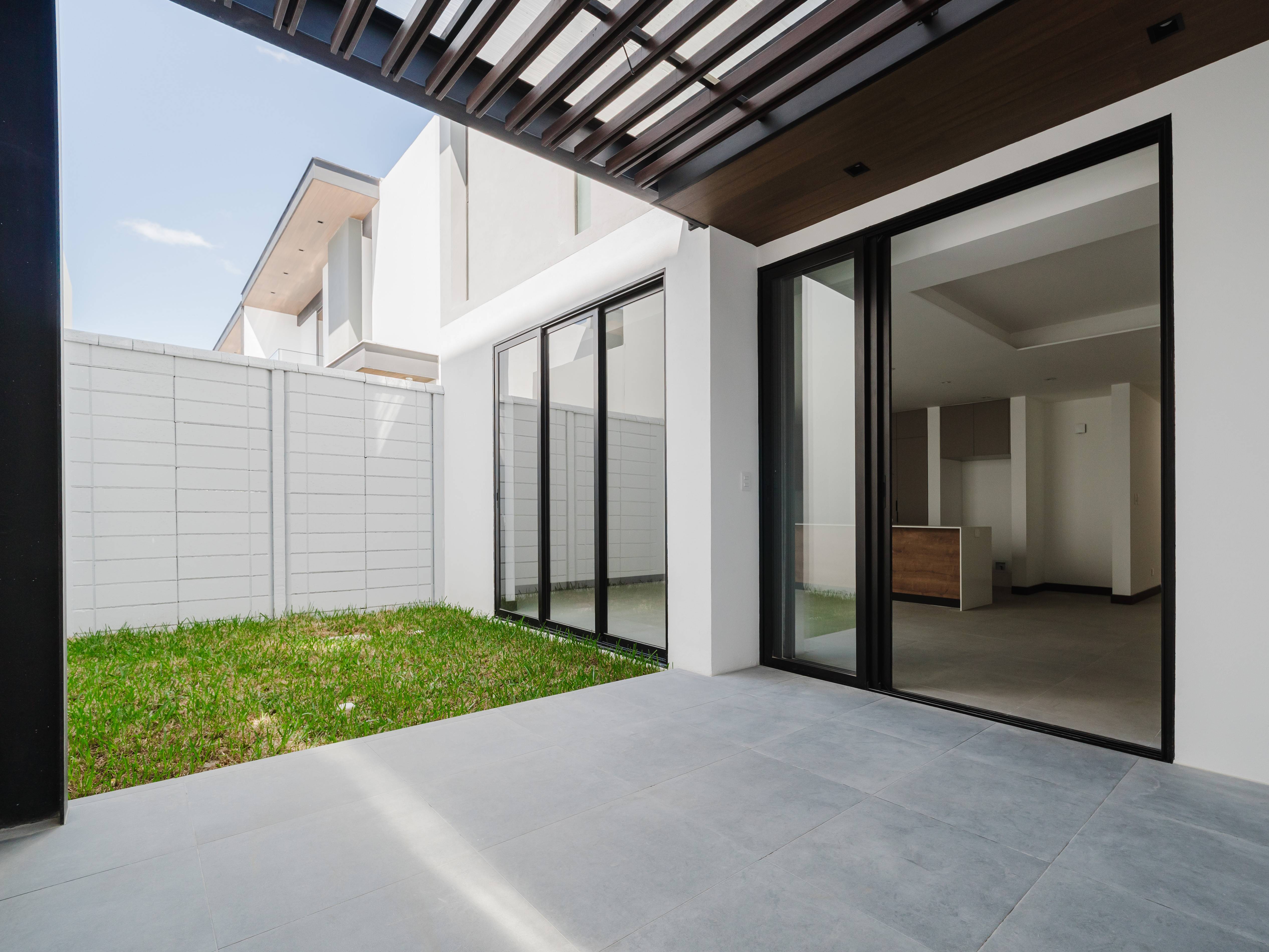 CASA ZONA 10, CONDOMINIO MOLIÉ