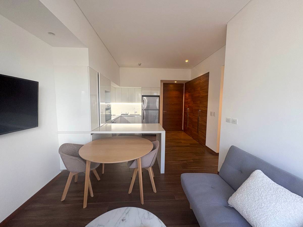 APARTAMENTO ZONA, 10 EDIFICIO AVIA