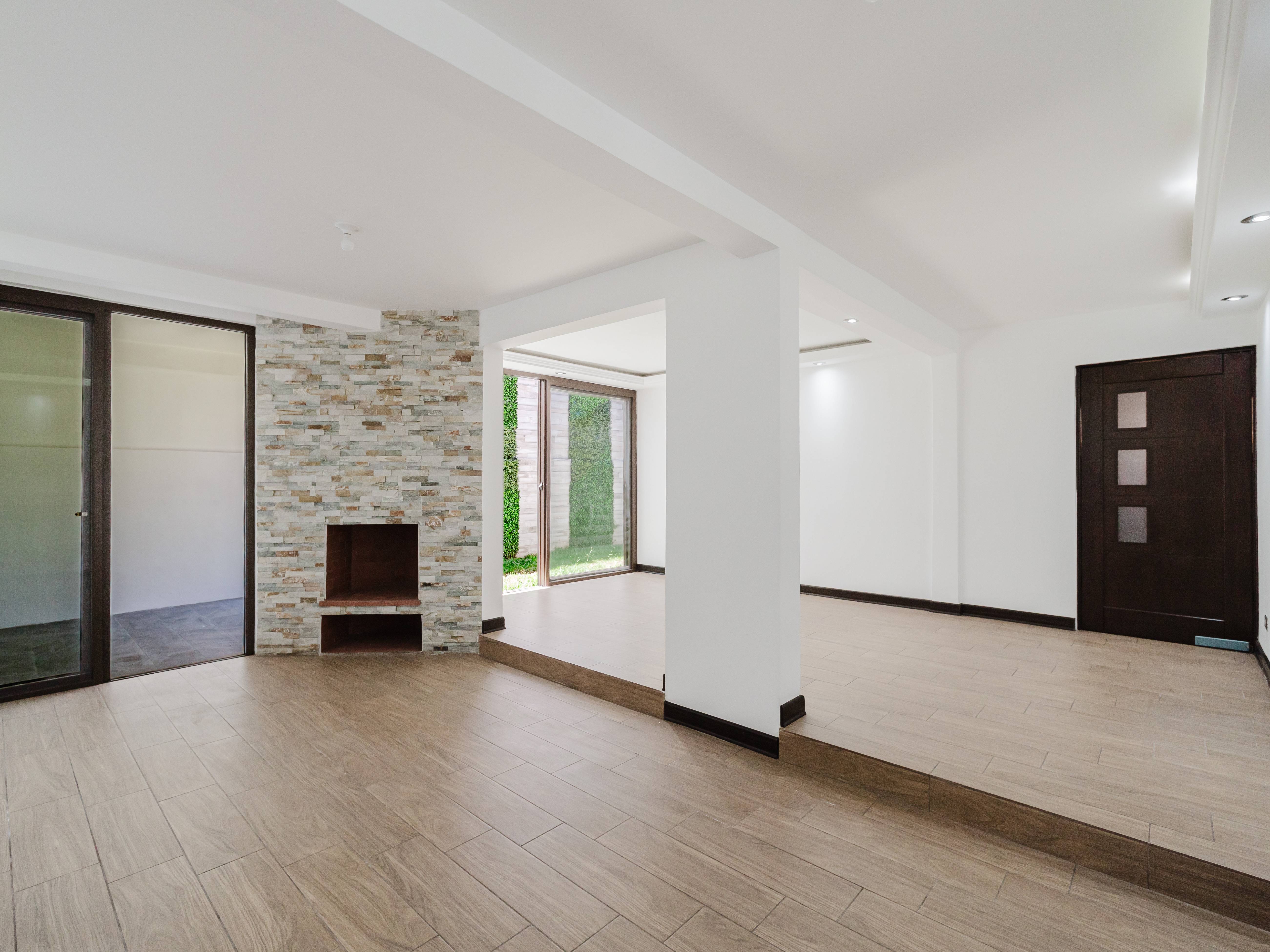 CASA ZONA 14, RESIDENCIAL LOS DELFINES