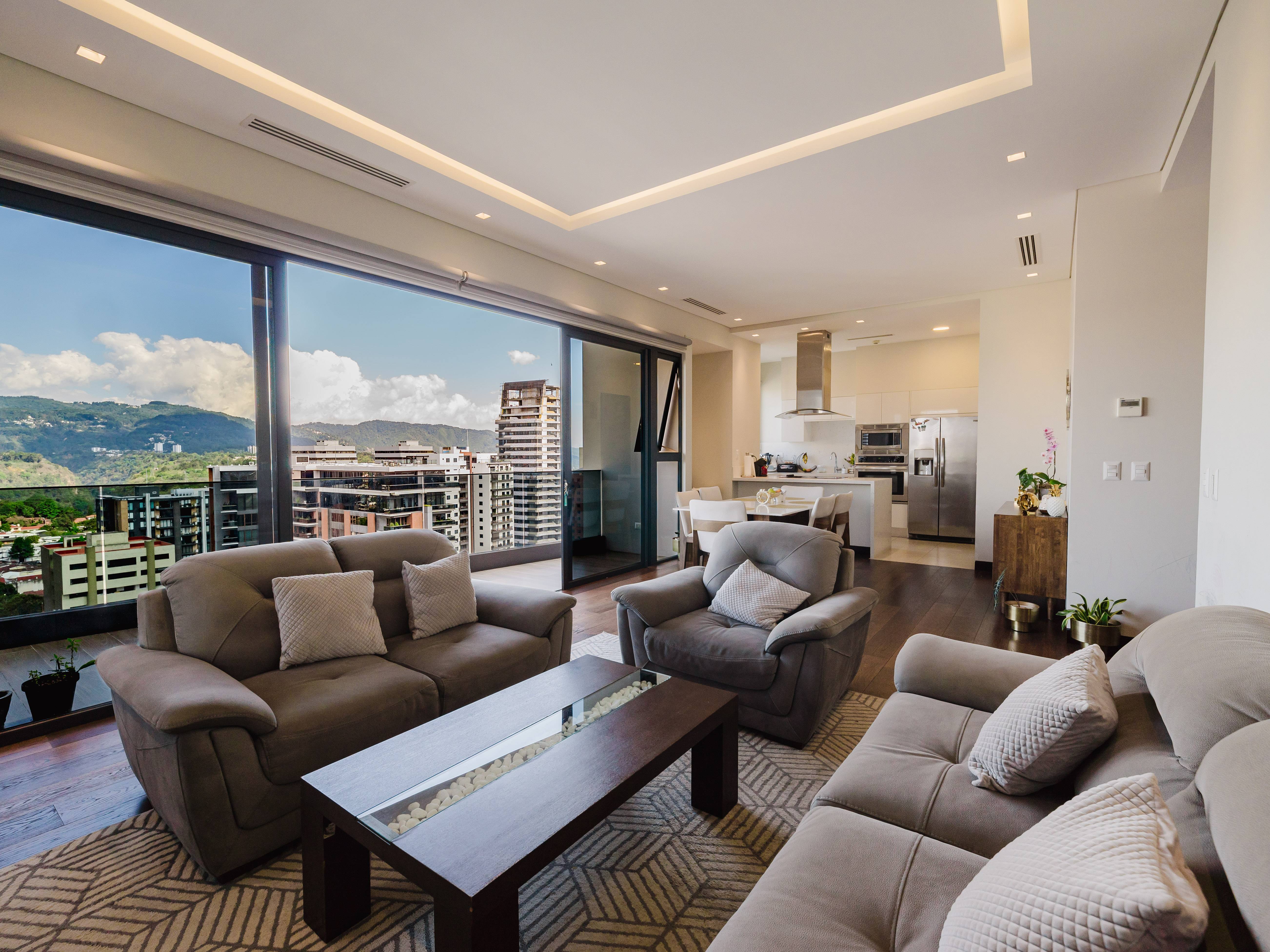 APARTAMENTO ZONA 14, EDIFICIO SANTA INES DEL PARQUE
