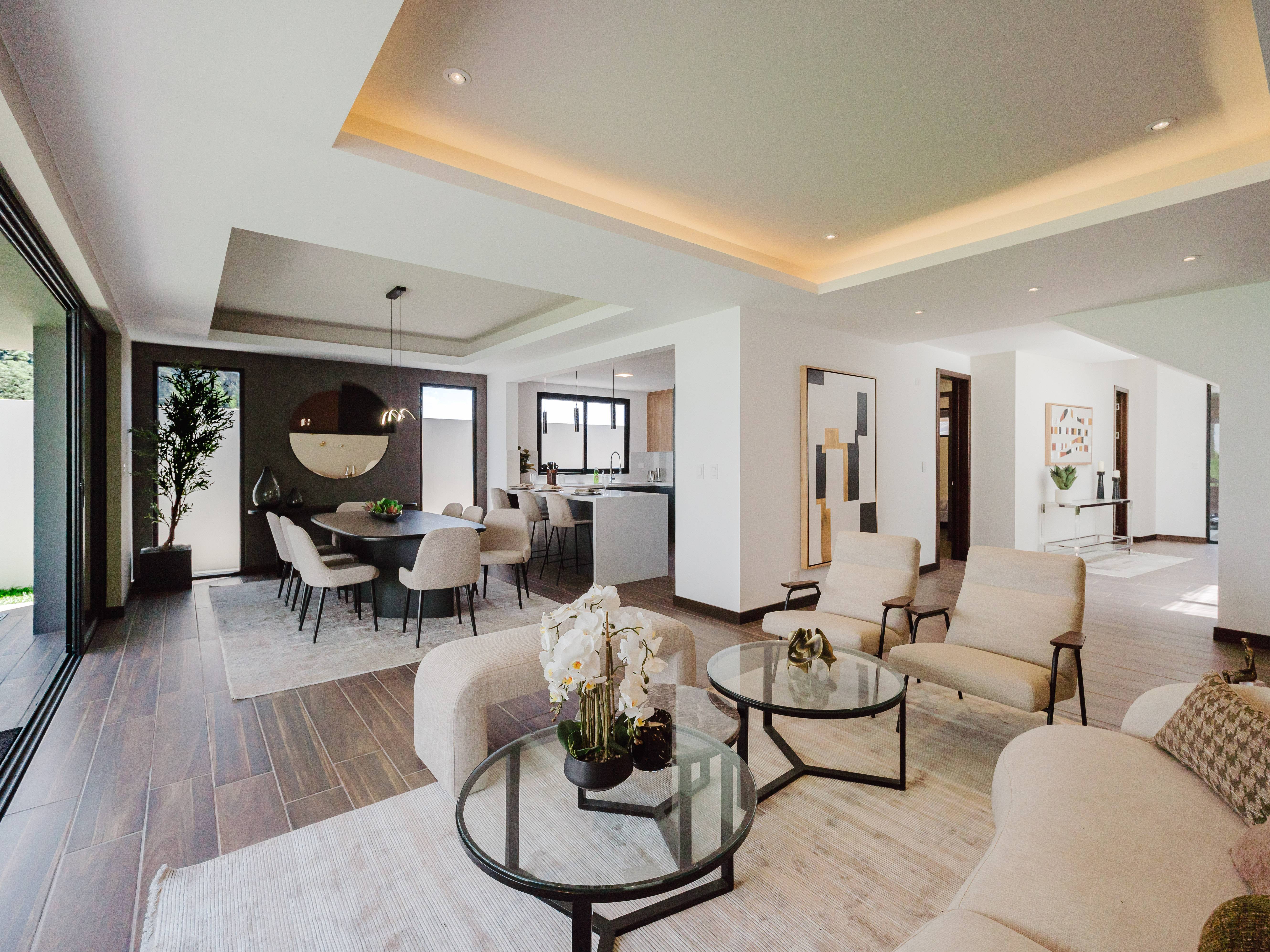 CASA ZONA 16, CONDOMINIO LUGANA
