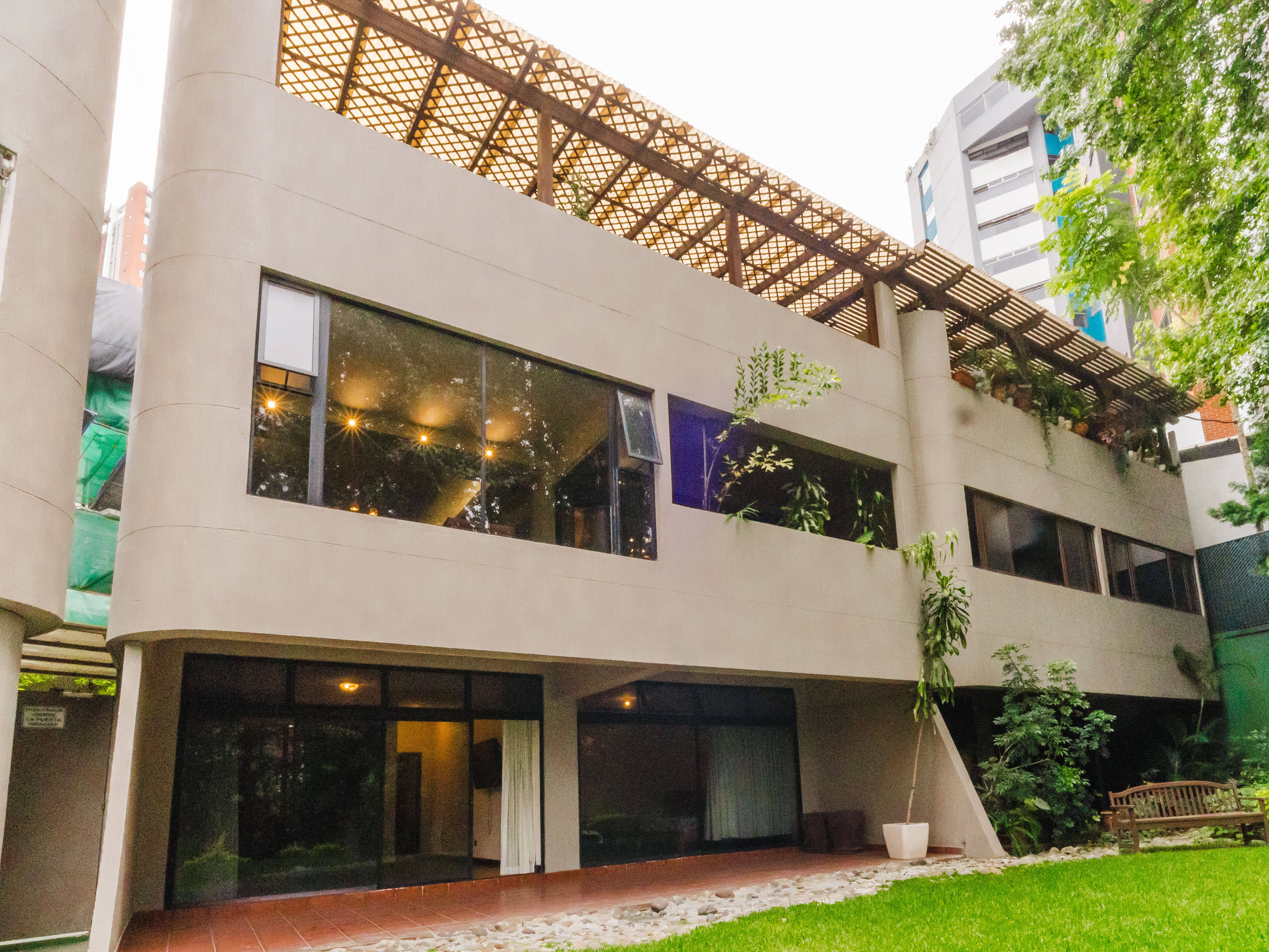 TOWNHOUSE ZONA 14, PREMIER CLUB